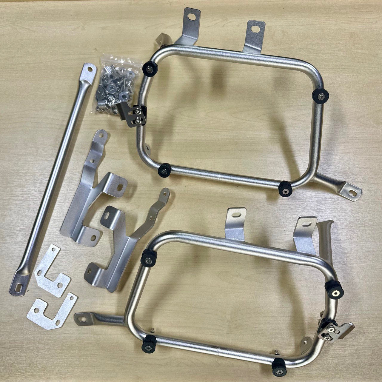 EMS ADVENTURE SIDE AND REAR BOX ALUMINIUM YAMAHA TRACER 9GT