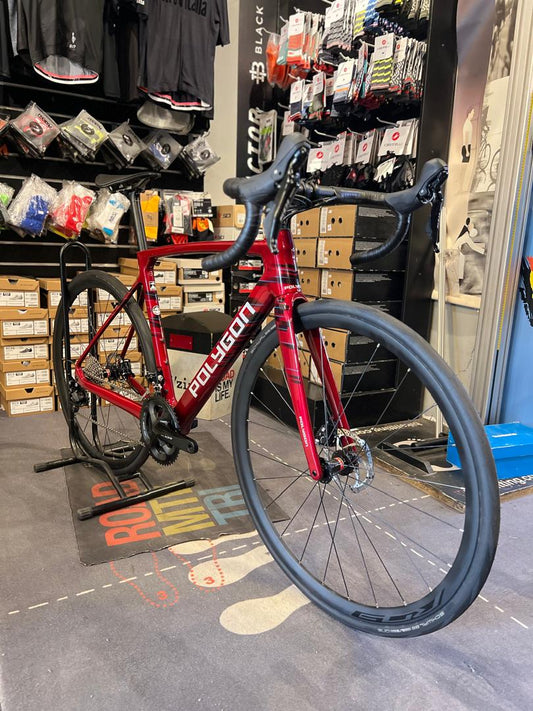 Polygon Strattos S7D Shimano 105 R7020 Disc 11 Speed Groupset.