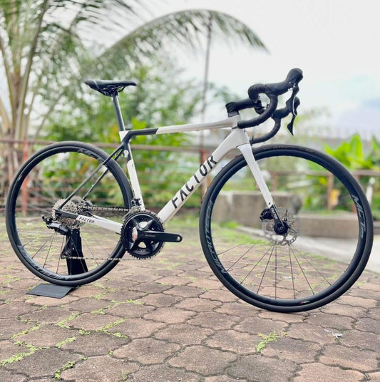 Factor O2 Disc 105 12 Speed Mechanical Disc Groupset