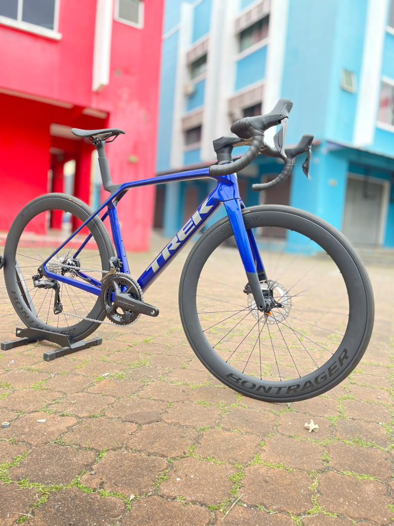 Trek Madone SL Gen 8 -Shimano Ultegra R8170 12 Speed Di2 Disc